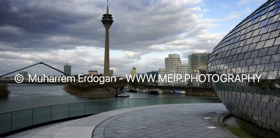 Duesseldorf-Medienhafen