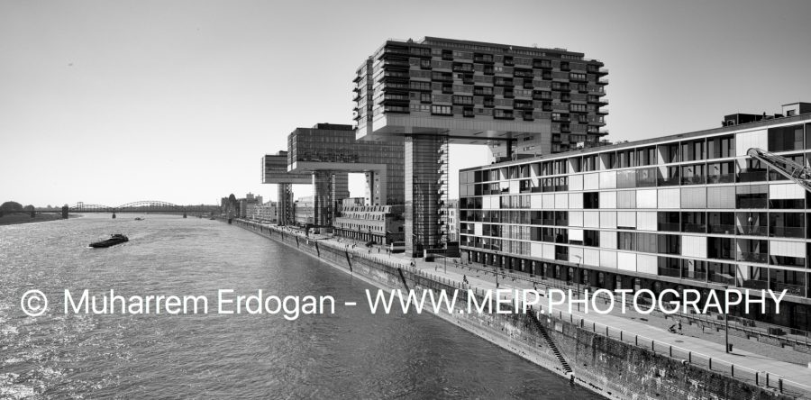 Koeln-Rheinauhafen 2 BW